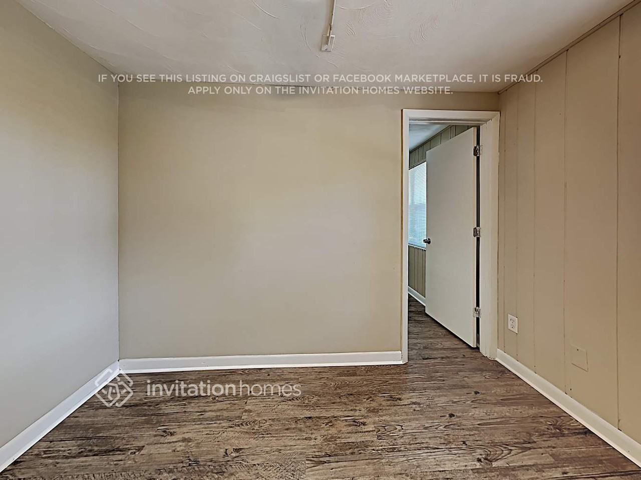 2332 Harn Blvd - Photo 5 of 19