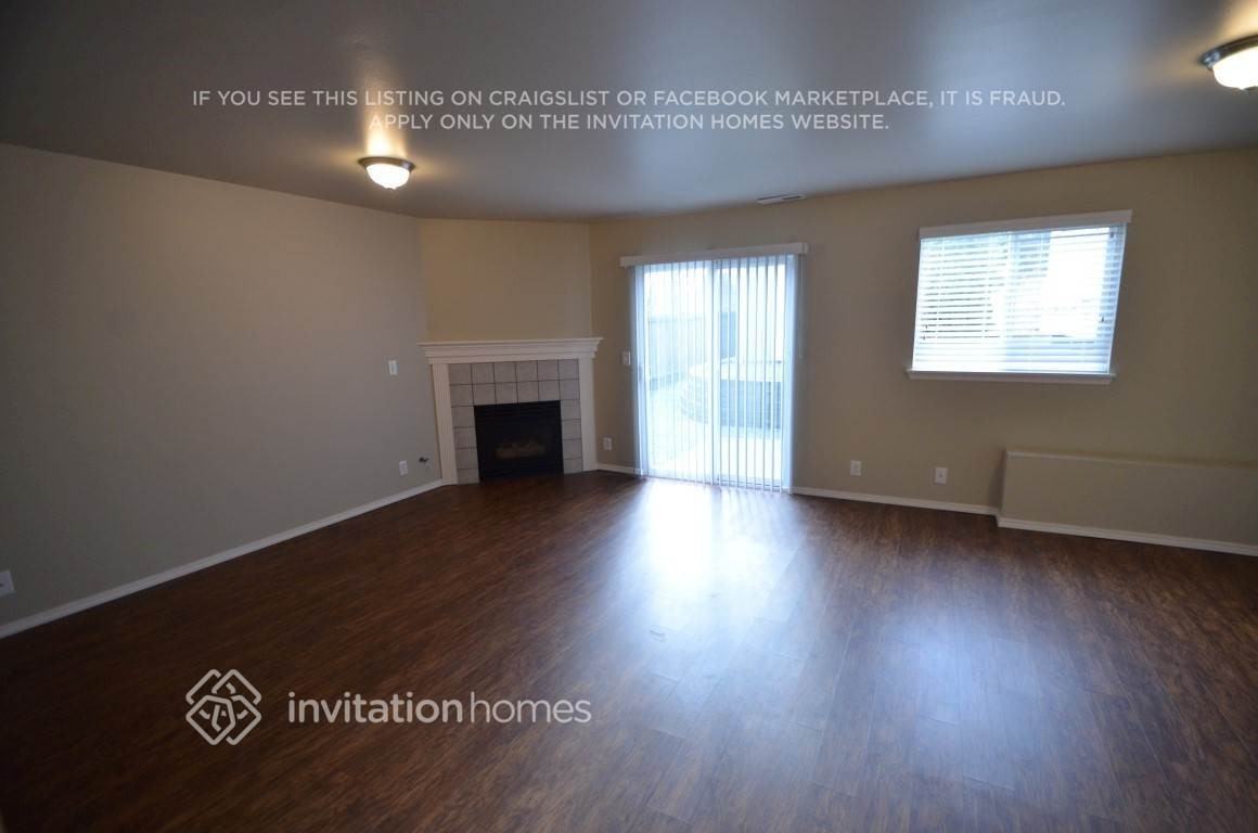 409 Rainbow Pl - Photo 2 of 13