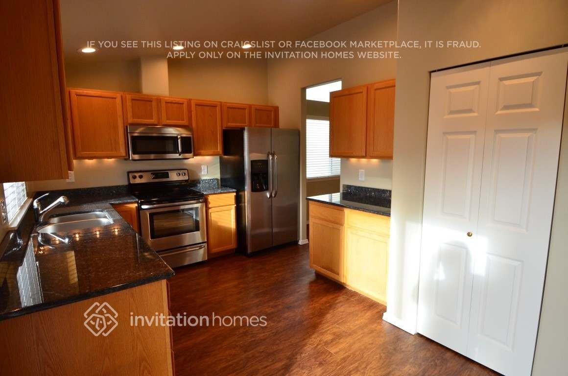 409 Rainbow Pl - Photo 4 of 13