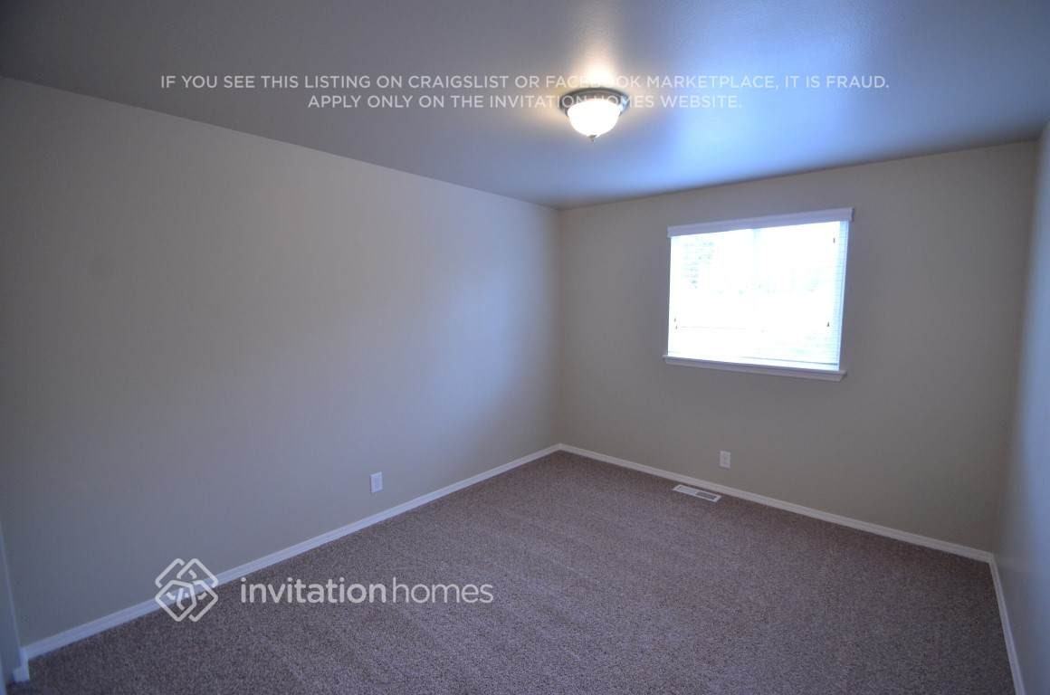 409 Rainbow Pl - Photo 5 of 13