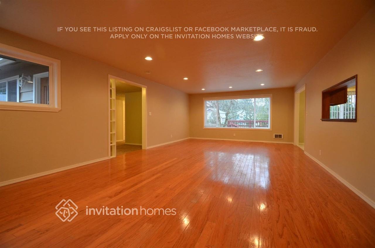 20825 58th Pl W - Photo 2 of 9