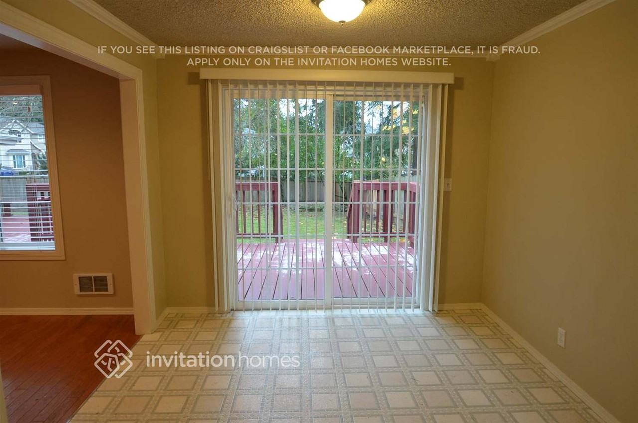 20825 58th Pl W - Photo 3 of 9
