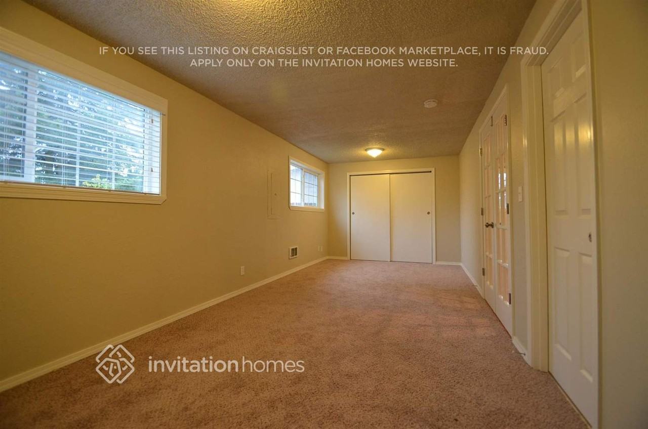 20825 58th Pl W - Photo 4 of 9