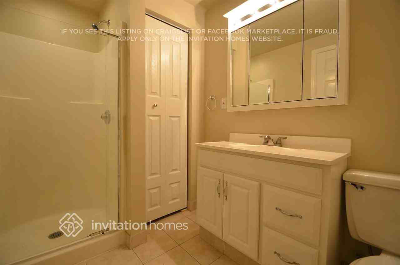 20825 58th Pl W - Photo 7 of 9