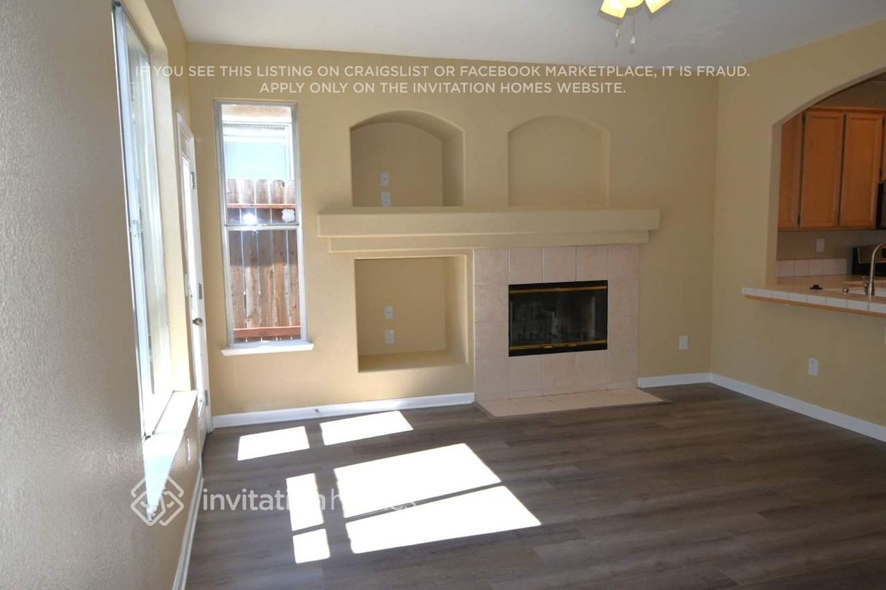 1943 Ajay Dr - Photo 6 of 12