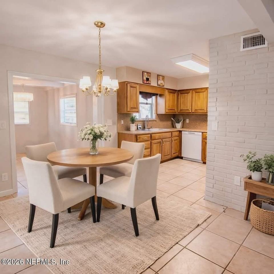 11749 Surfwood Ave - Photo 2 of 7