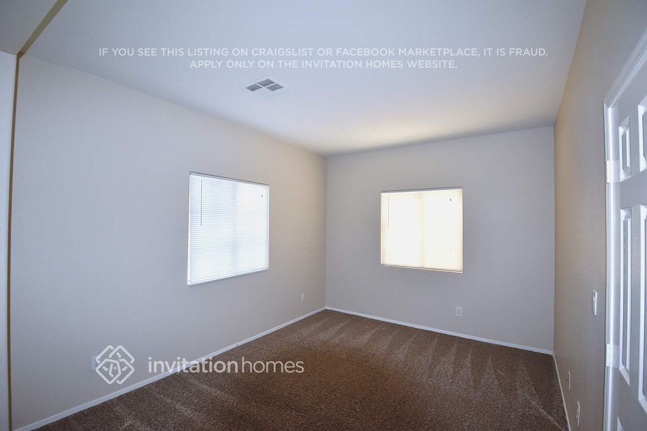 920 Kevin Baker Ave - Photo 7 of 18