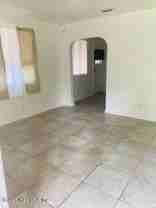 1032 Saint Clair St - Photo 1 of 1