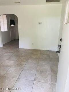 1032 Saint Clair St - Photo 4 of 14