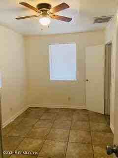 1032 Saint Clair St - Photo 6 of 14