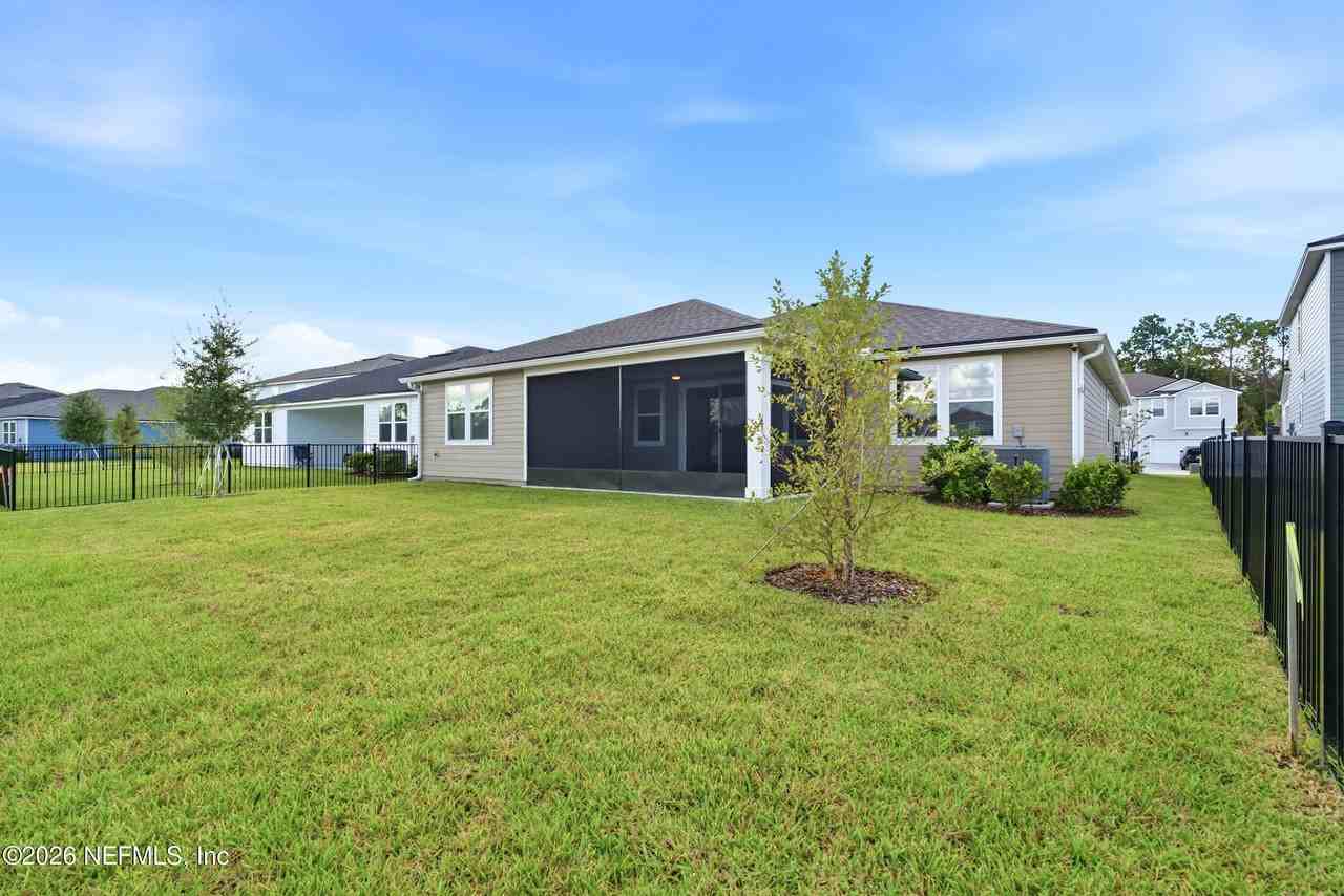 136 Holly Creek Dr - Photo 5 of 50