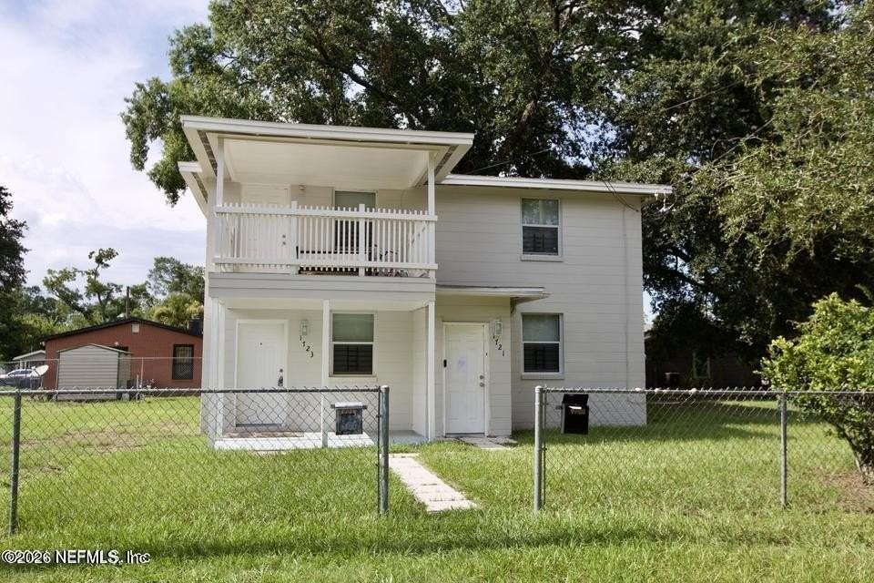 1709 Dot St - Photo 2 of 17