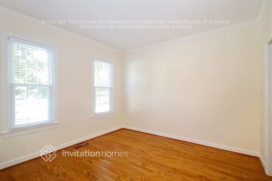 1209 Riverbirch Dr - Photo 4 of 19
