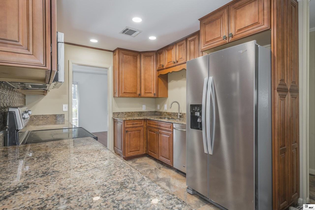 2801 Cuba Blvd - Photo 3 of 16