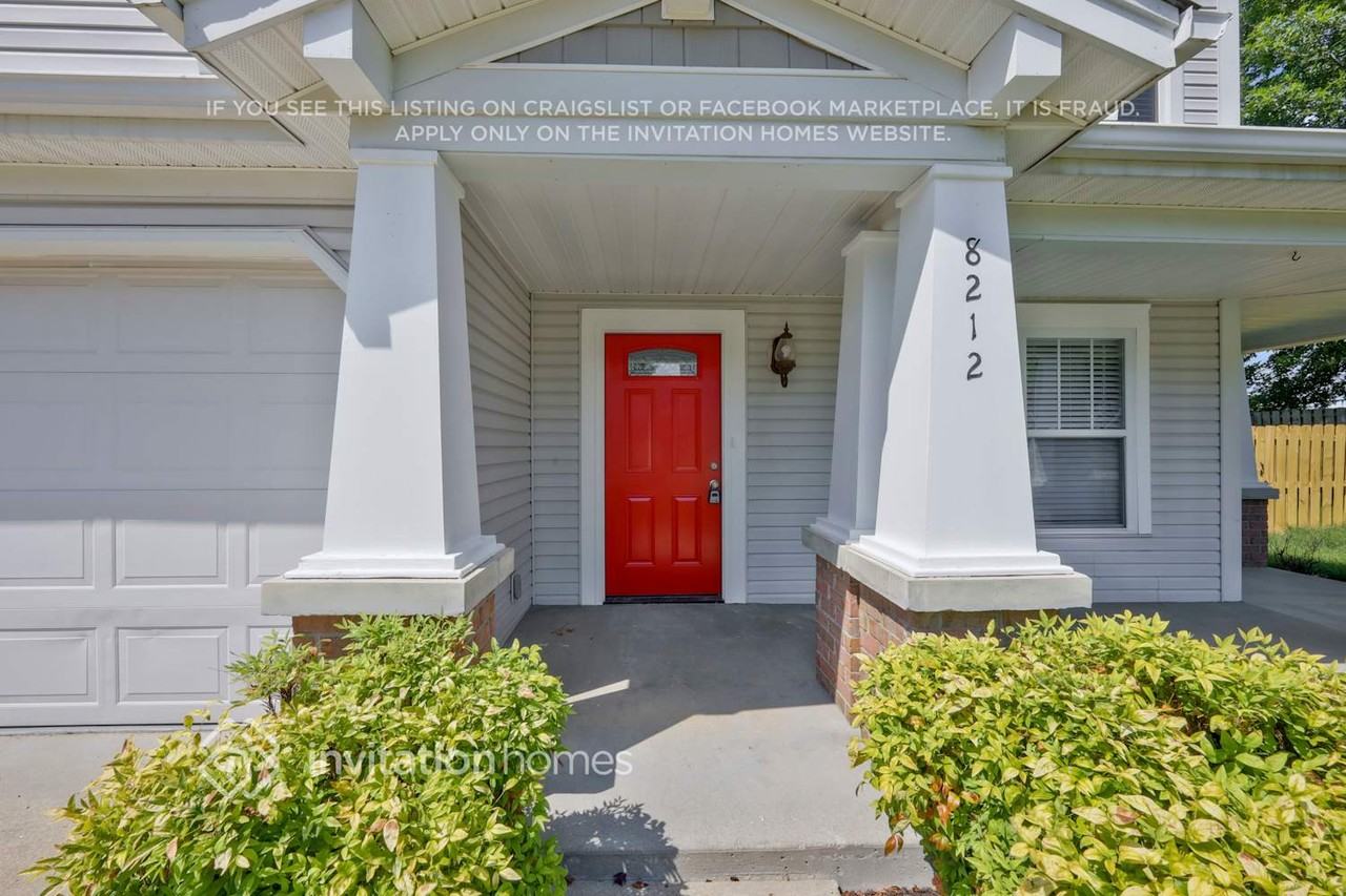 8212 Boone Trce - Photo 4 of 31