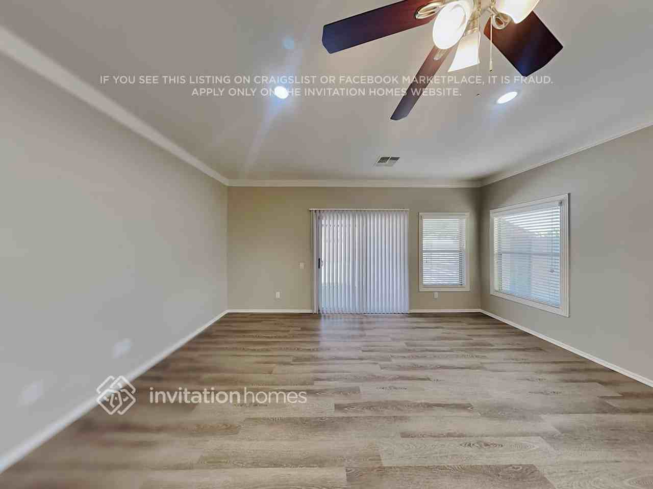 5216 W Shumway Farm Rd - Photo 3 of 18