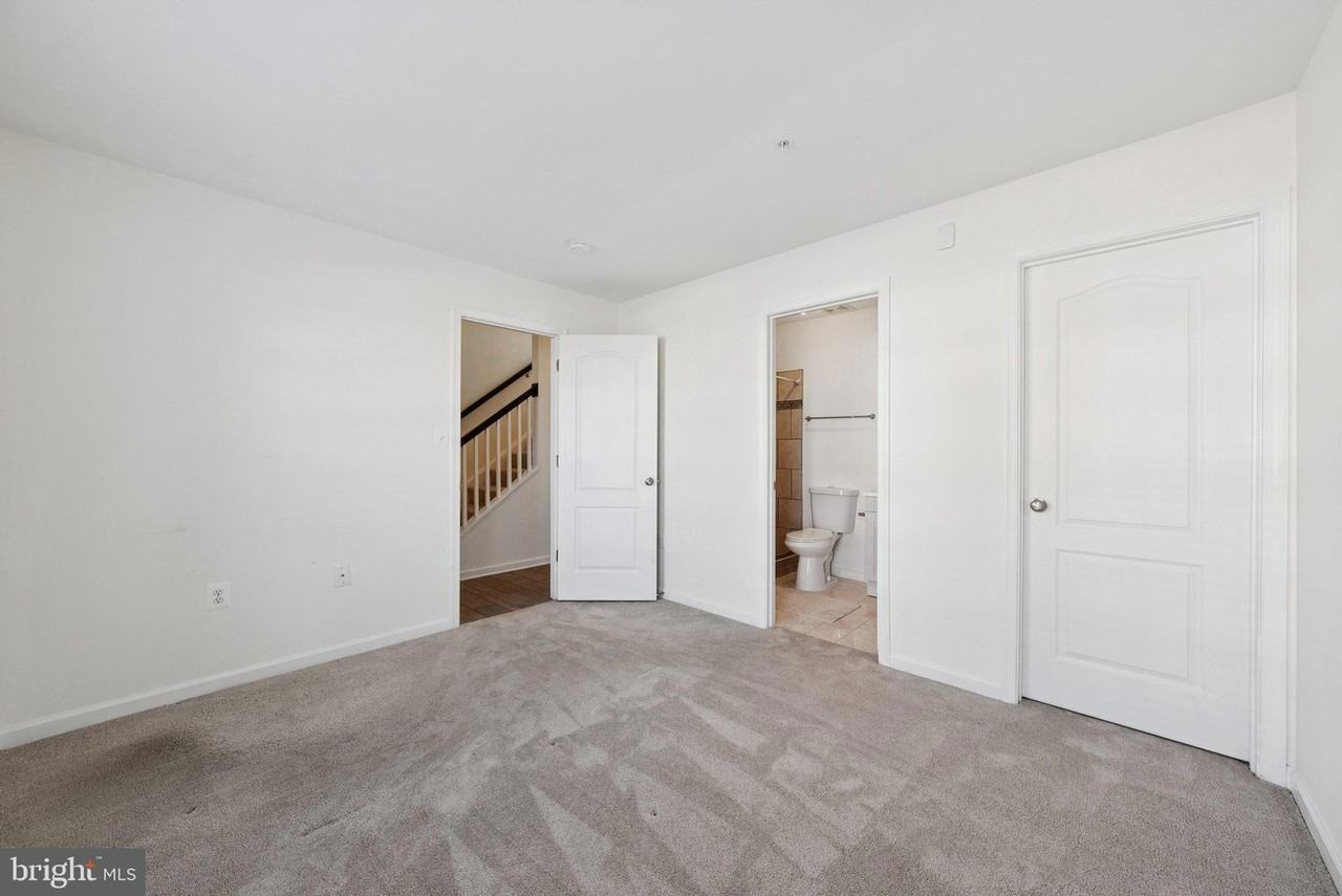10605 Meridian Hill Way #1 - Photo 4 of 50