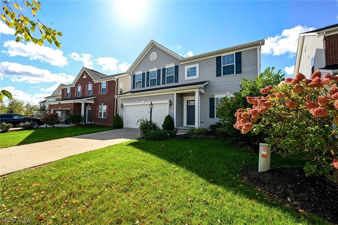 10359 Fox Hollow Cir - Photo 4 of 44