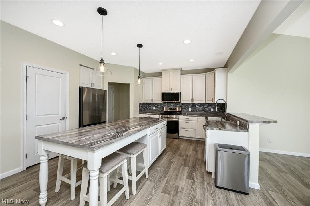 10359 Fox Hollow Cir - Photo 7 of 44