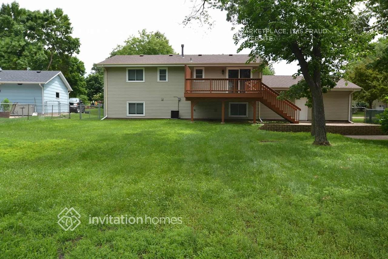 12048 Unity St Nw - Photo 3 of 5
