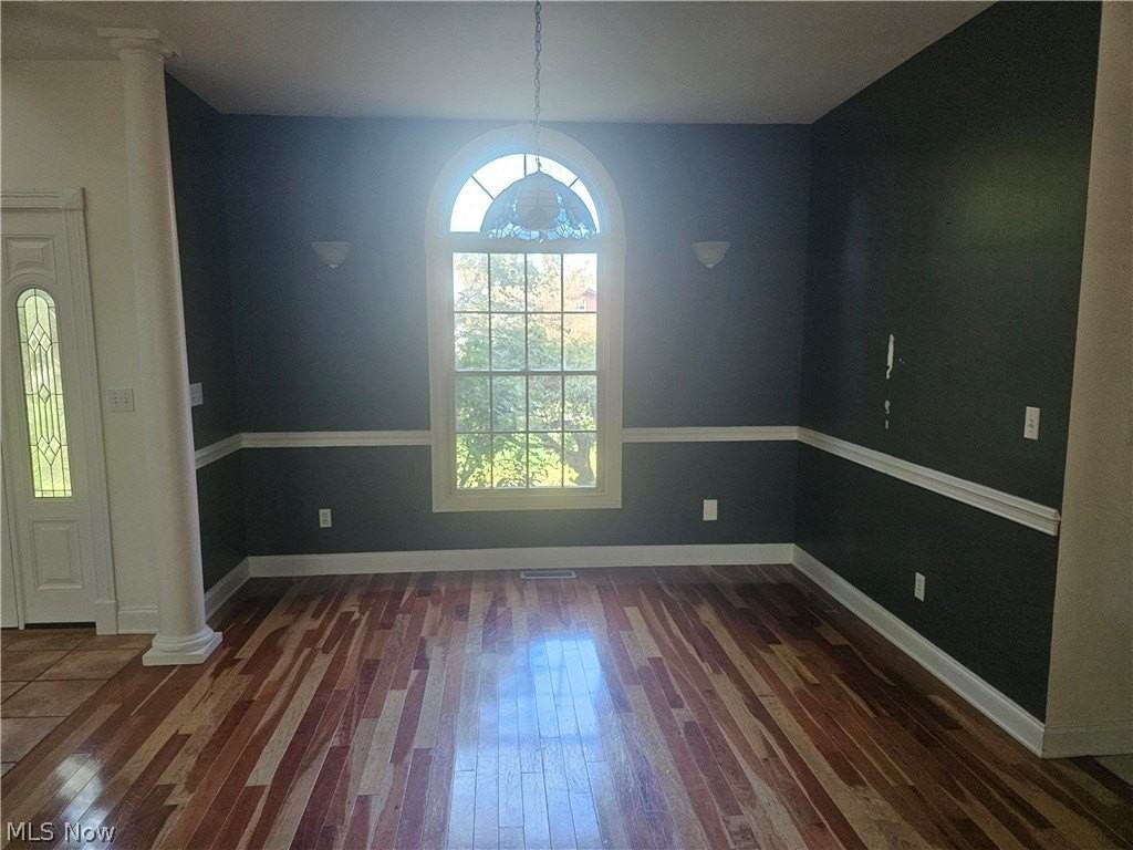 80 Medina Rd - Photo 3 of 13