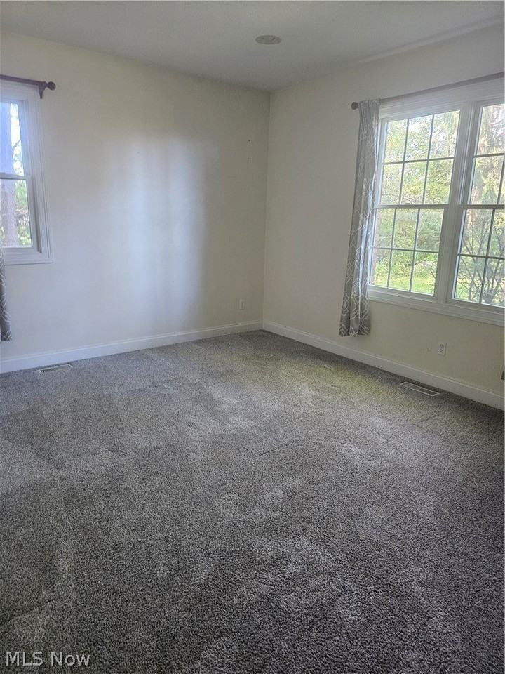 80 Medina Rd - Photo 7 of 13