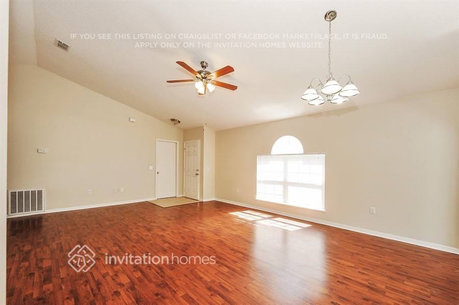 11140 Summer Star Dr - Photo 2 of 14