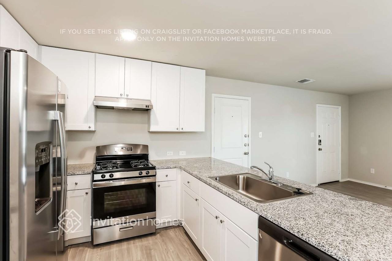 7330 Plata Cir - Photo 6 of 22