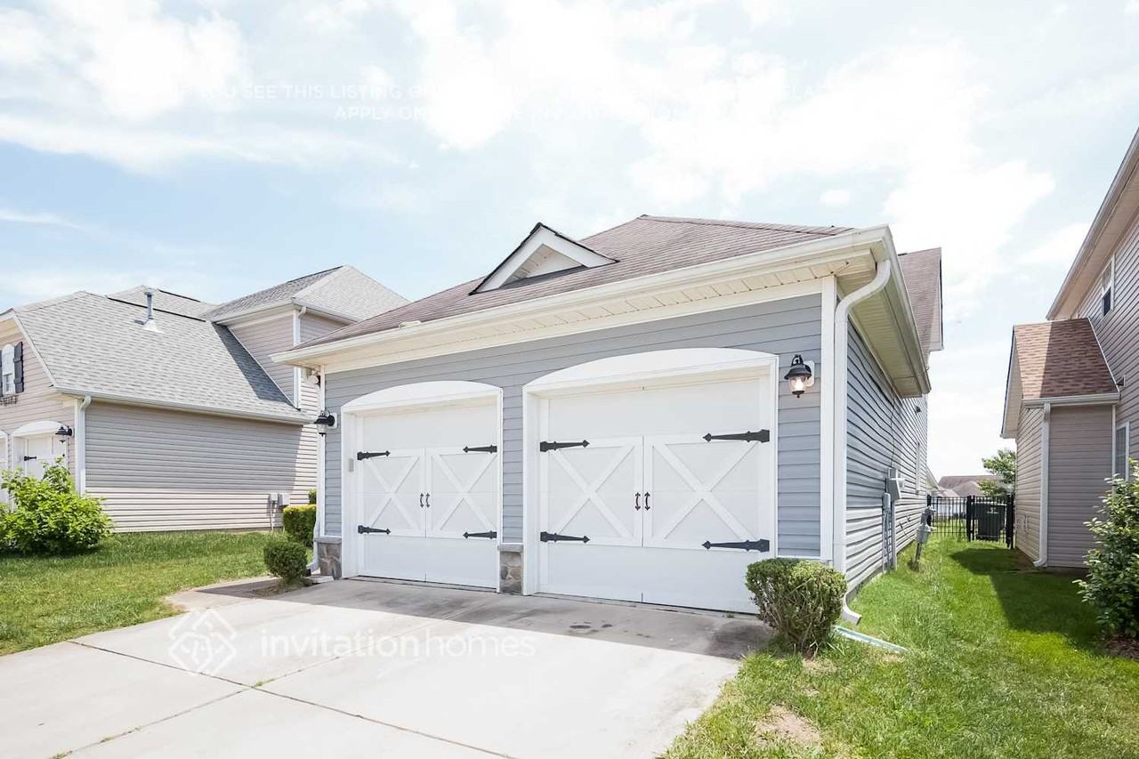 9641 Storybook Ave Nw - Photo 2 of 21