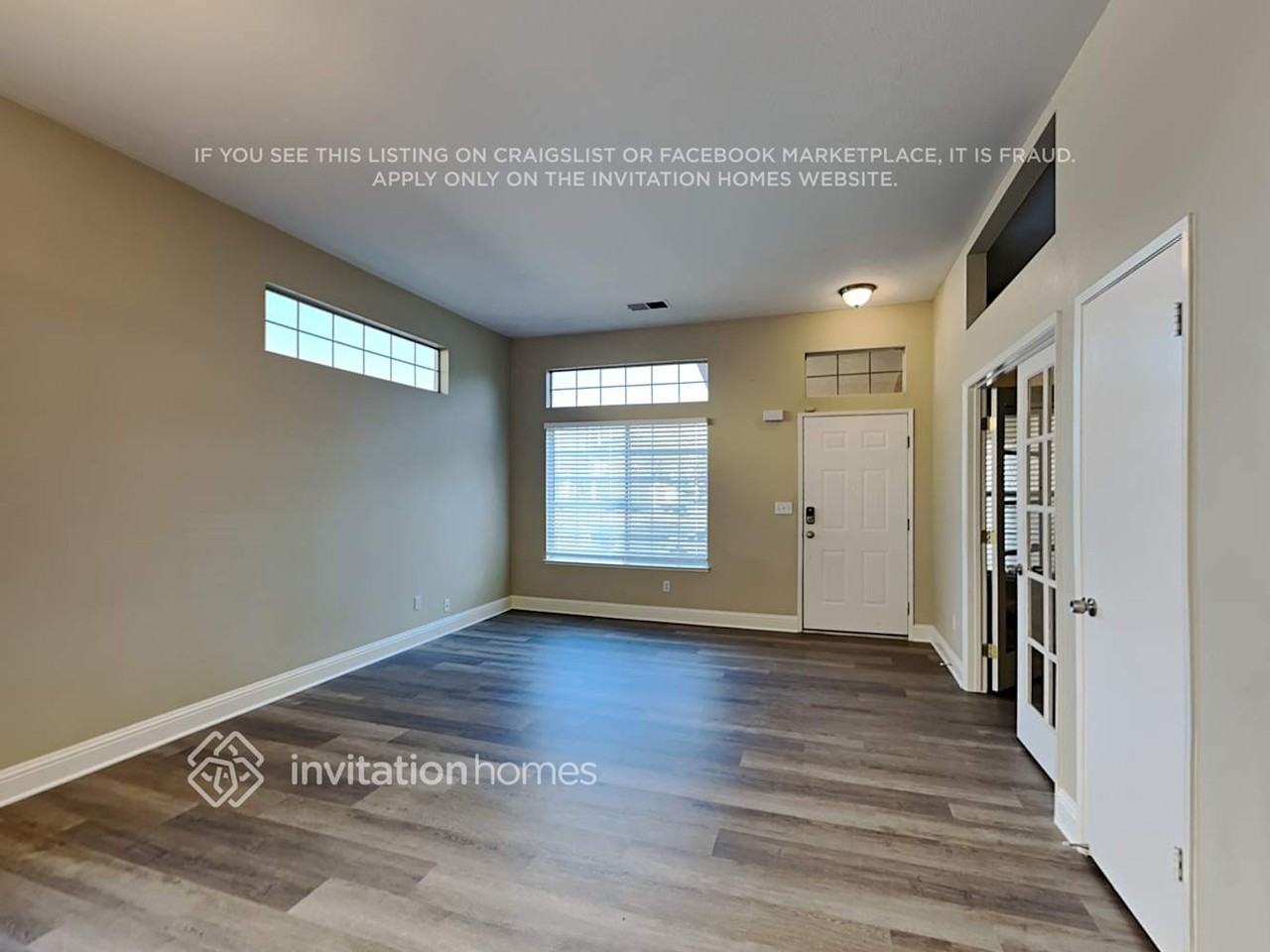 1633 Northwood Dr - Photo 3 of 19