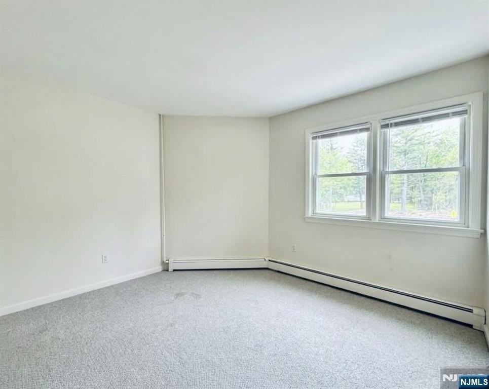 34 Elm St - Photo 4 of 7