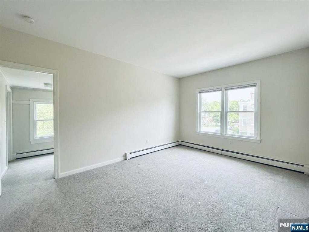 34 Elm St - Photo 6 of 7