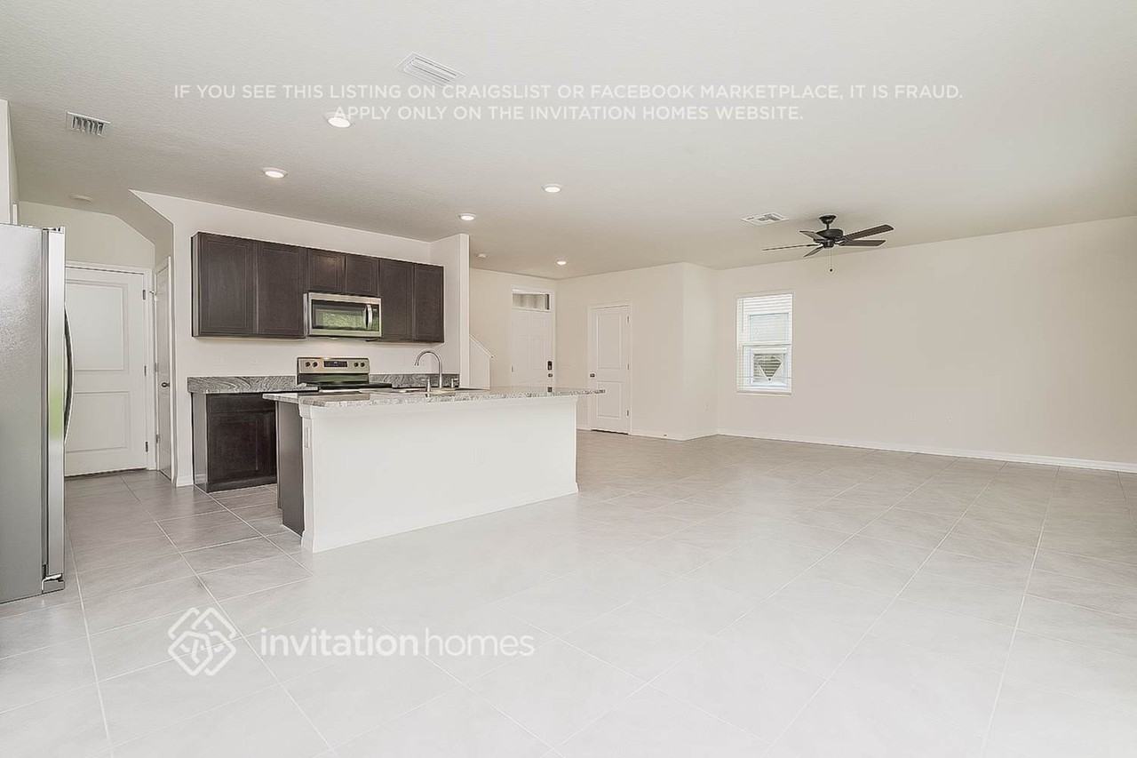 7735 Cypress Walk Dr - Photo 2 of 16