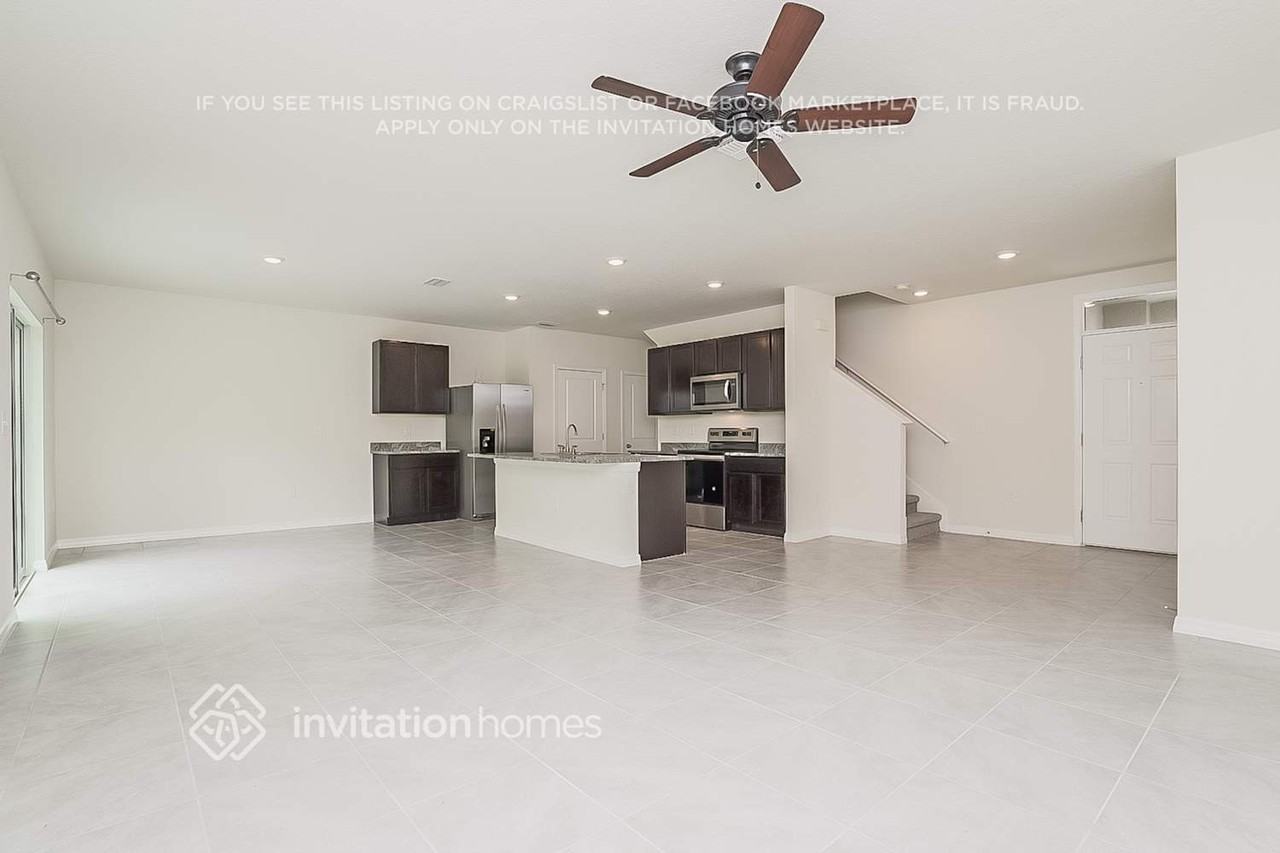 7735 Cypress Walk Dr - Photo 3 of 16