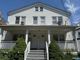 16 Lexington Ave #2L - Photo 1 of 1