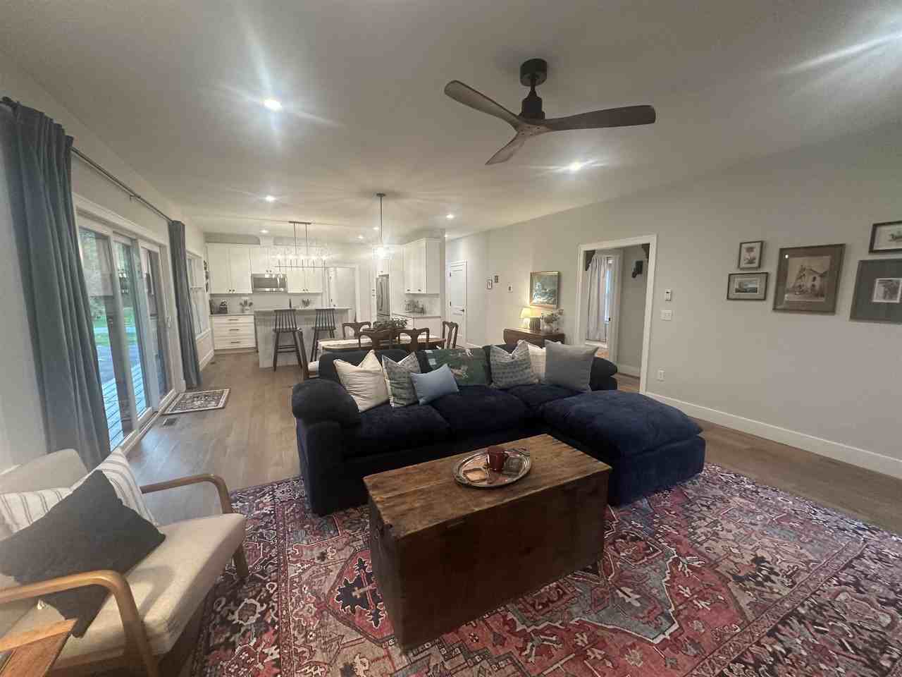35 Leach Rd - Photo 3 of 22