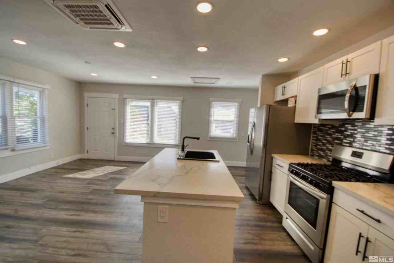 618 Spokane St Lot 1/2 - Photo 2 of 12