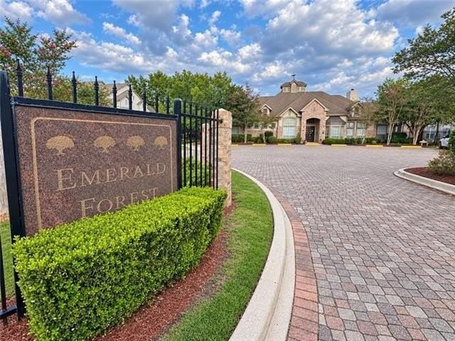 350 Emerald Forest Blvd #1102 - Photo 2 of 10