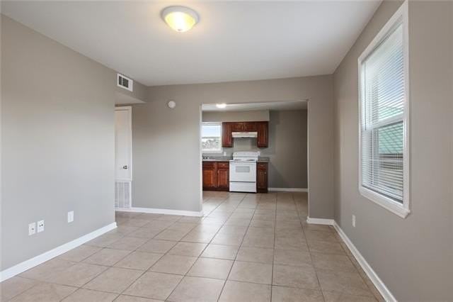 827 Milling Ave #16 - Photo 3 of 9