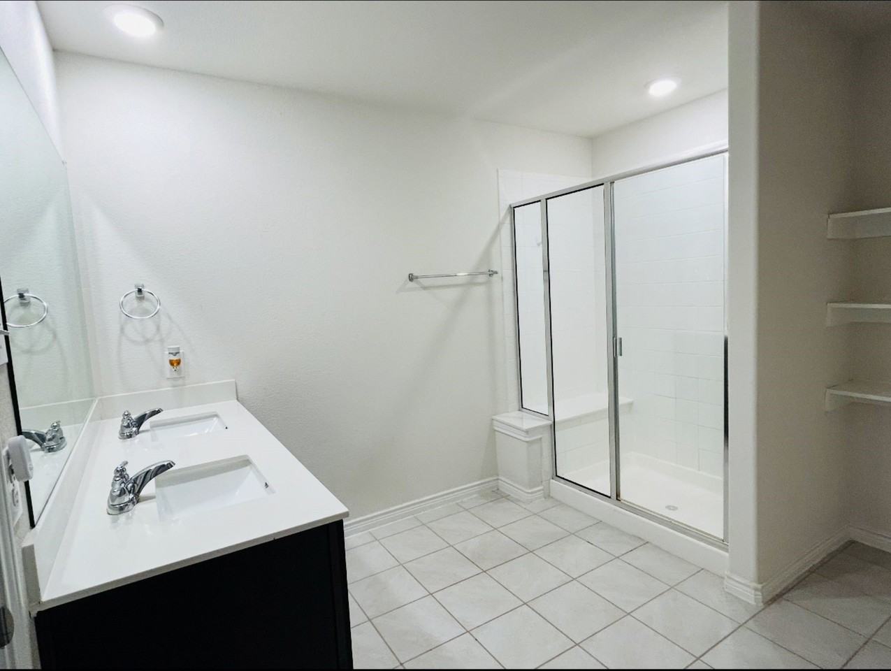 836 Hancock Ct - Photo 7 of 8