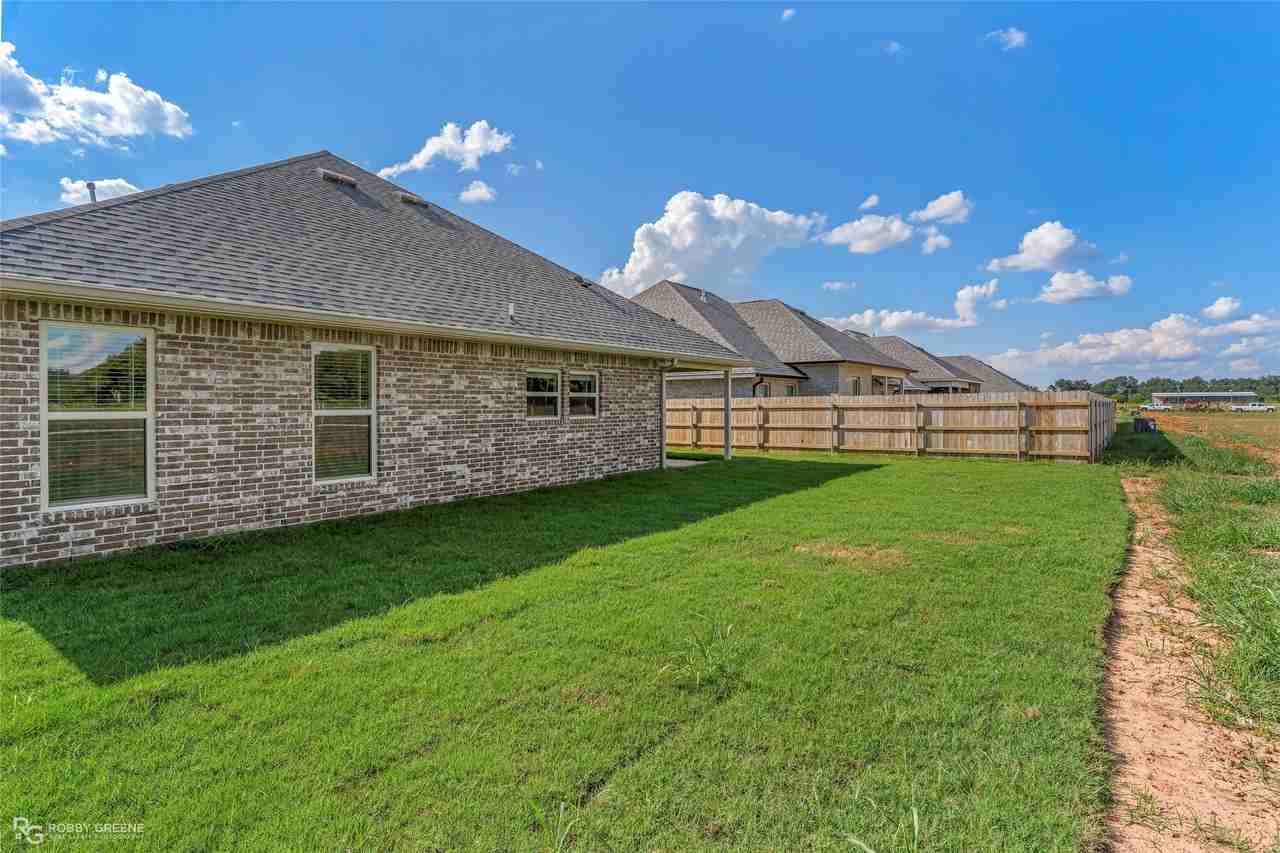 212 Paisley Ln - Photo 5 of 40