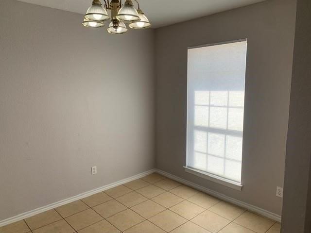 506 Valleyridge Ct #A - Photo 5 of 12