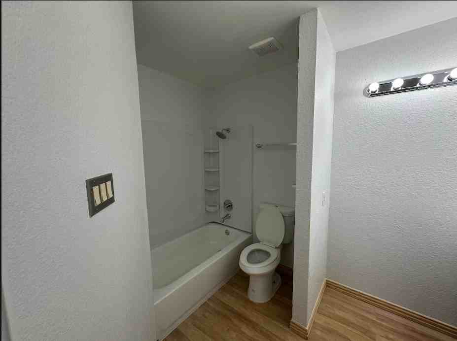 1123 Hemlock Dr - Photo 6 of 19