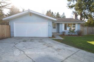518 190th Street Ct E - Photo 1 of 1