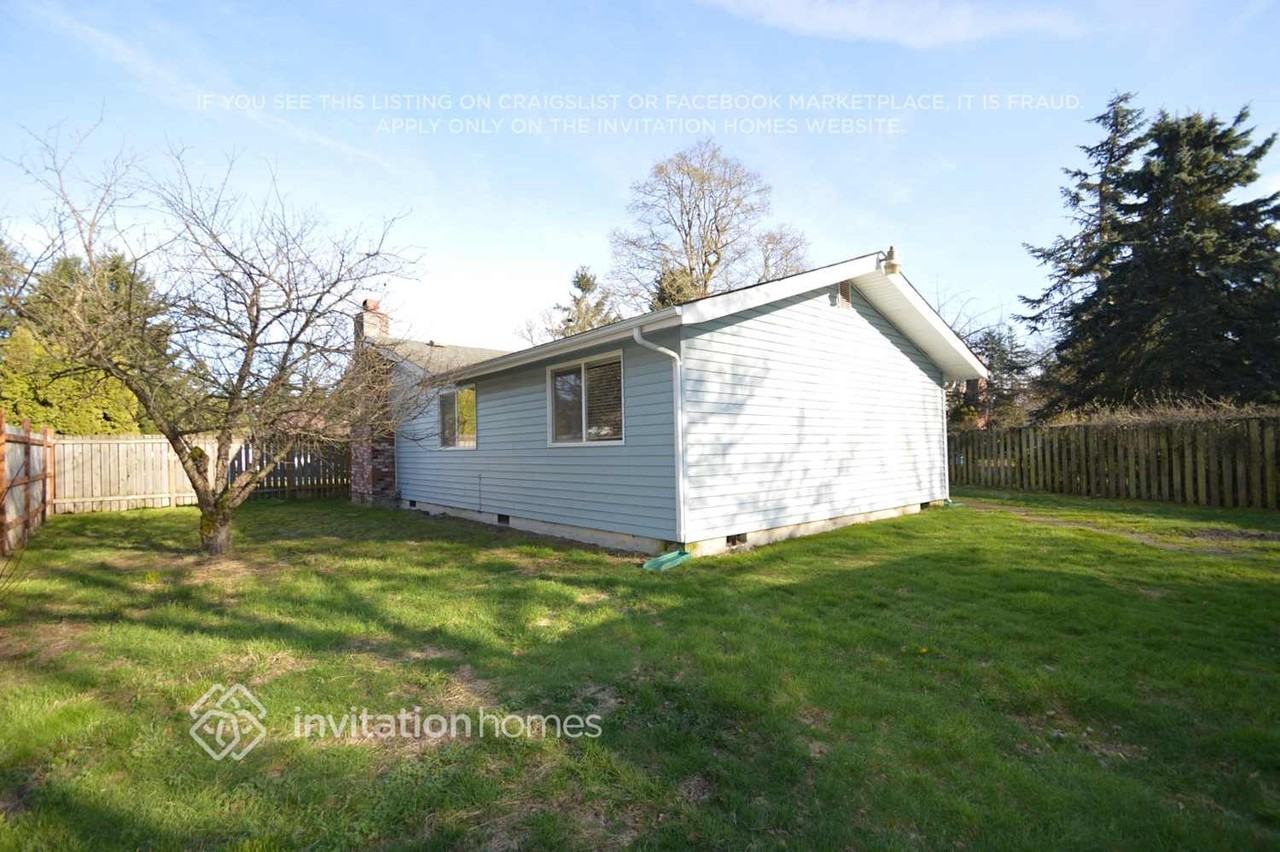 518 190th Street Ct E - Photo 7 of 10