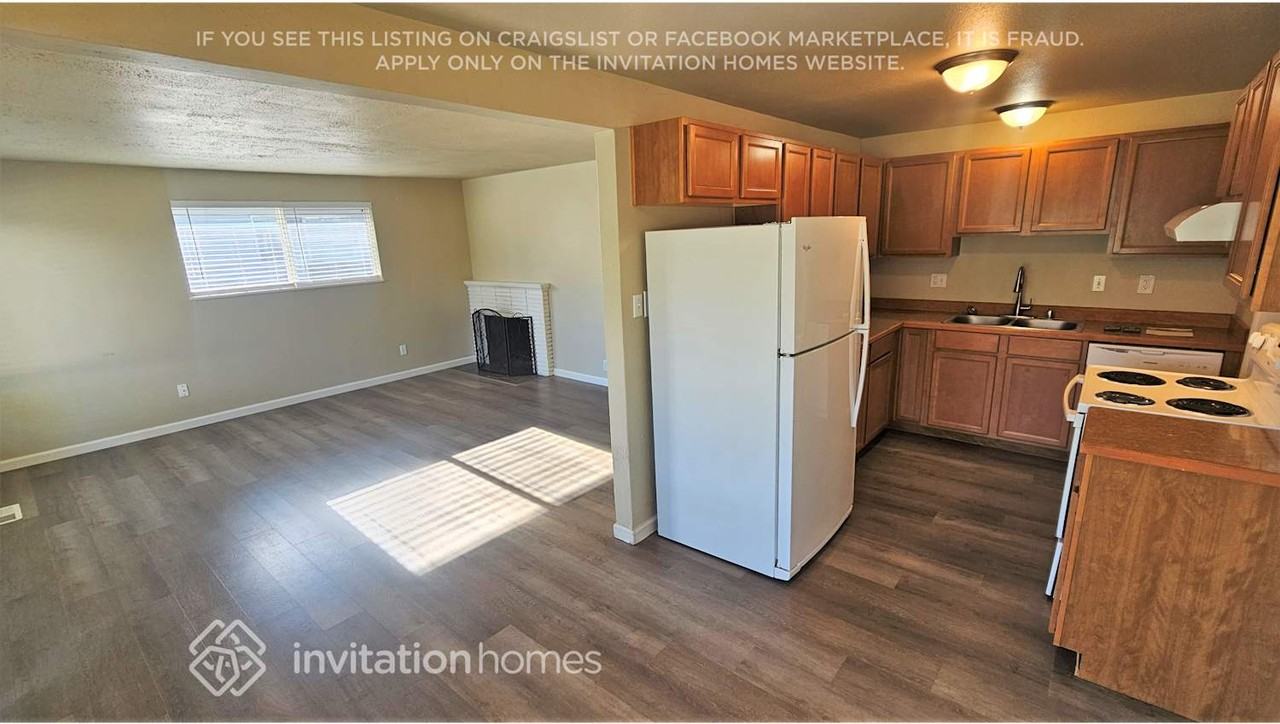 1346 Lenore Dr - Photo 7 of 17