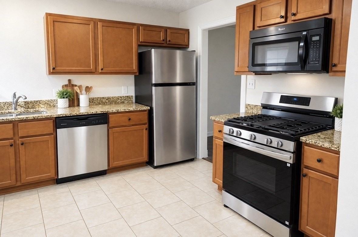 2250 Mail Ave - Photo 2 of 8