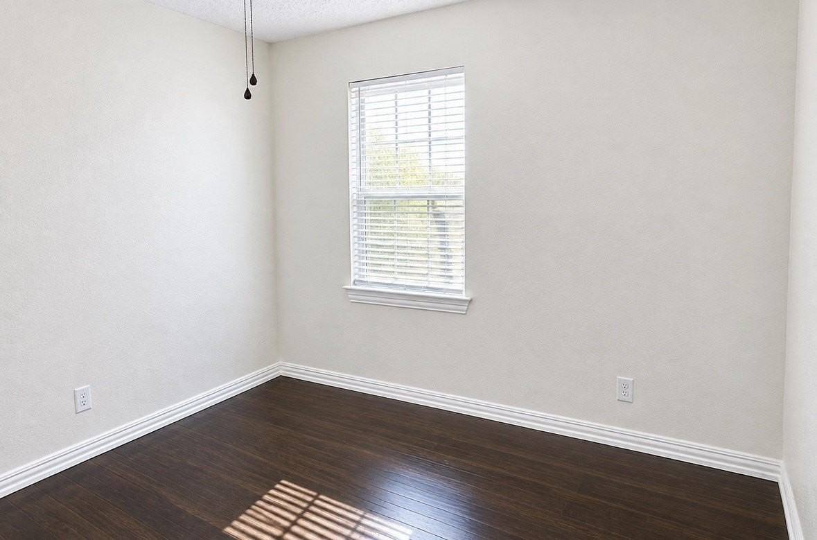 2250 Mail Ave - Photo 5 of 8