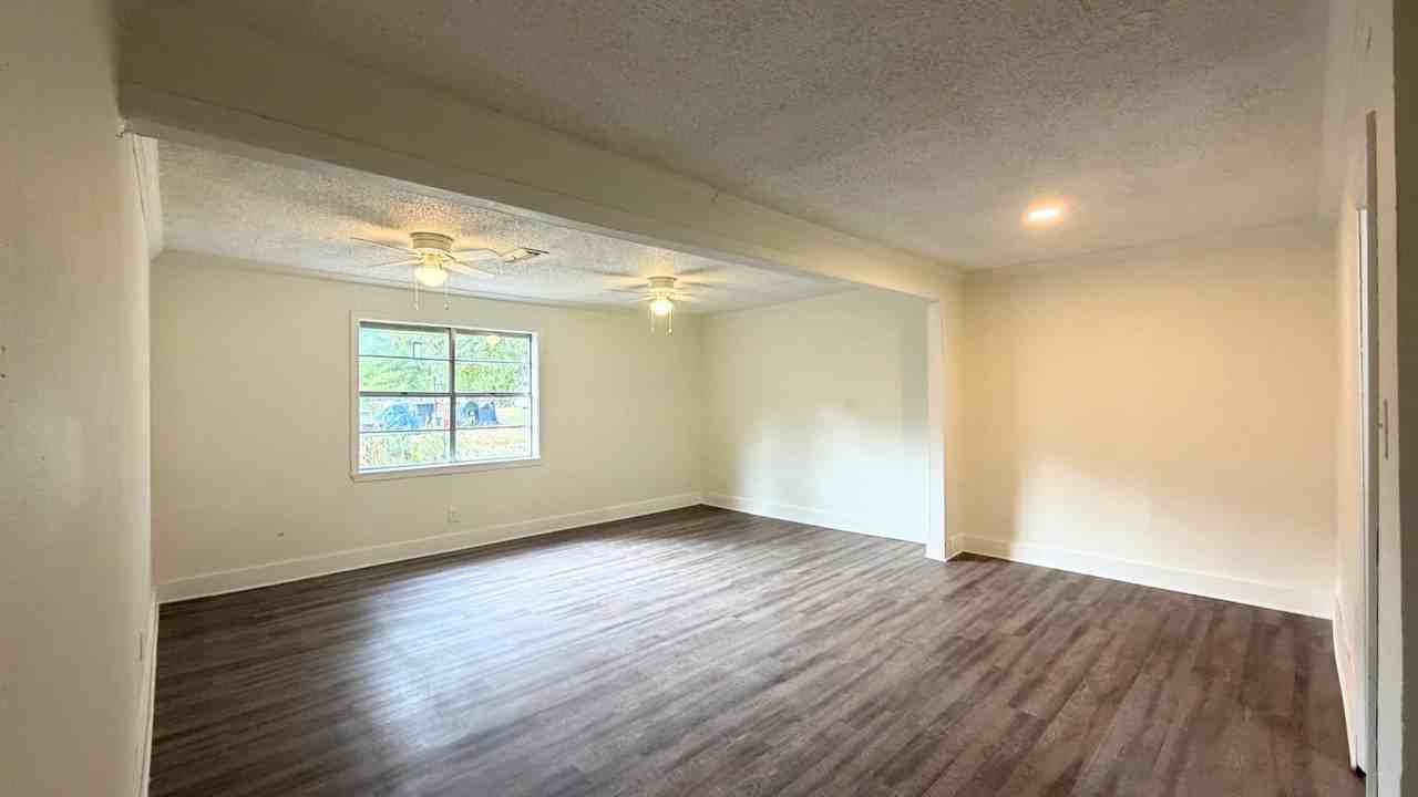 641 Kingridge Pl - Photo 6 of 16