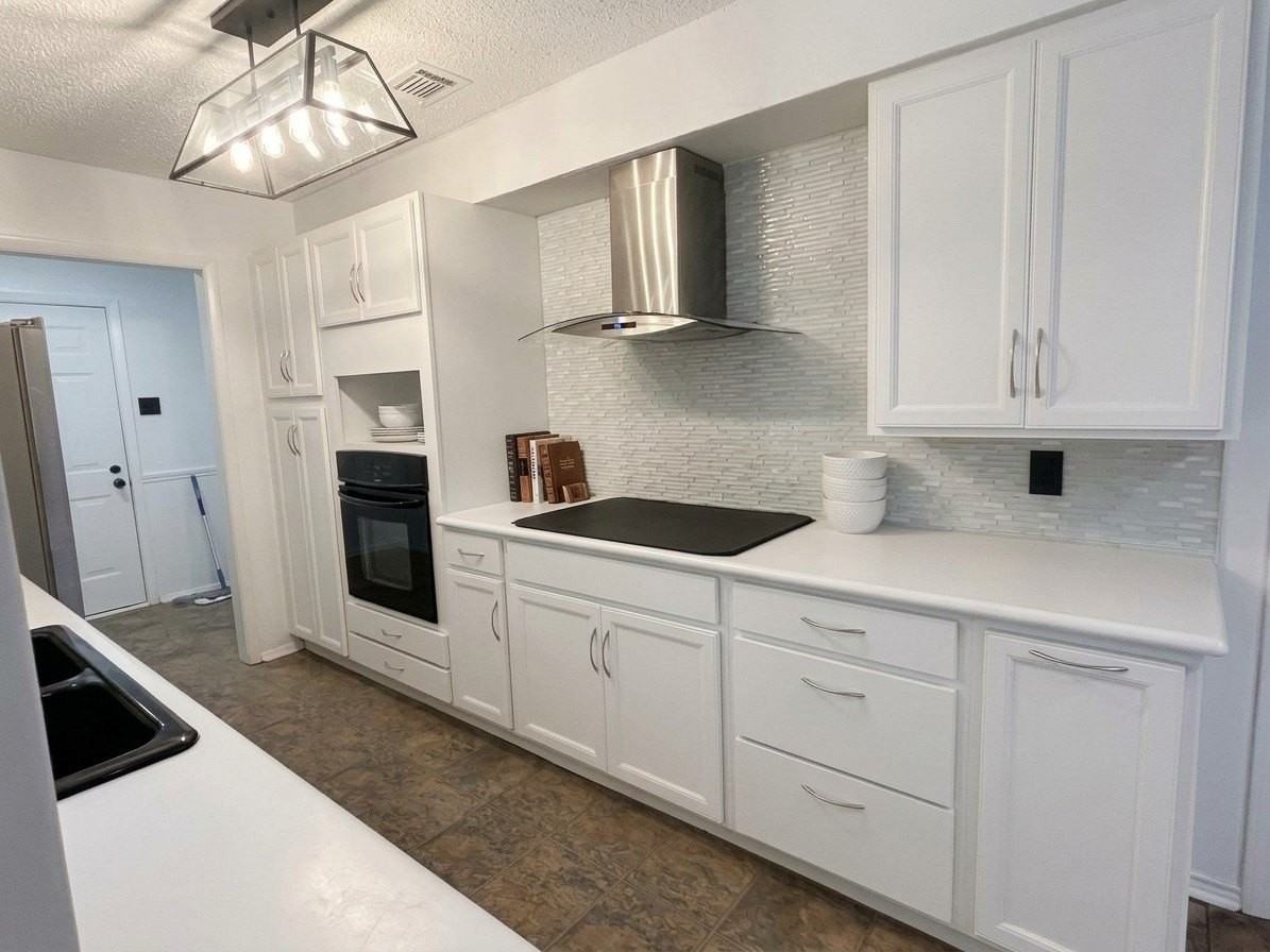 506 N Royal Oak Dr - Photo 5 of 15